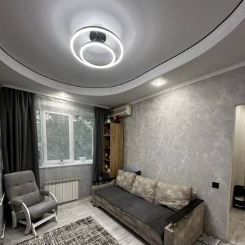 Продается 1-комнатная квартира, 36 м²