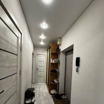 Продается 1-комнатная квартира, 36 м²