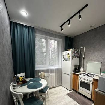 Продается 1-комнатная квартира, 36 м²