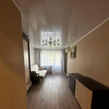 Сдается Многокомнатная квартира, 56 м²
