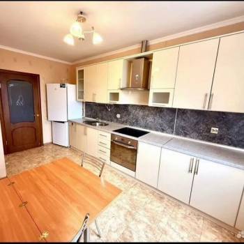 Продается 2-х комнатная квартира, 70 м²