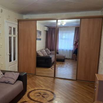 Сдается 1-комнатная квартира, 36 м²