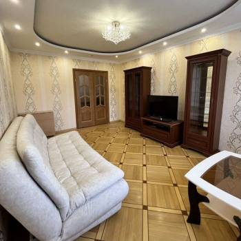 Сдается Многокомнатная квартира, 63 м²