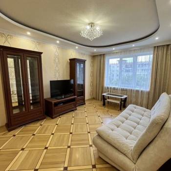 Сдается Многокомнатная квартира, 63 м²