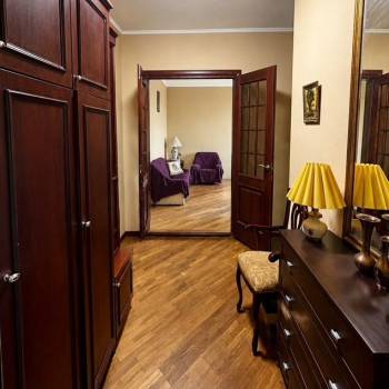 Сдается 1-комнатная квартира, 52 м²