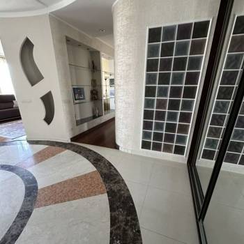 Сдается Многокомнатная квартира, 125 м²