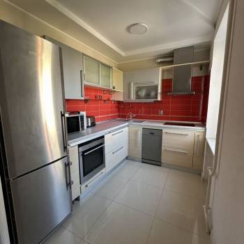 Сдается Многокомнатная квартира, 125 м²