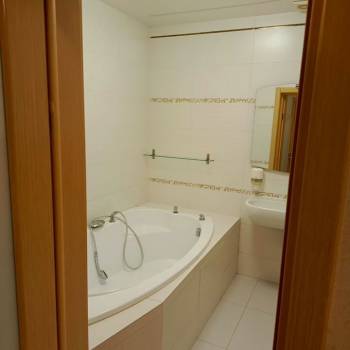Сдается Многокомнатная квартира, 75 м²