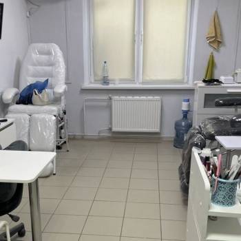Сдается Нежилое помещение, 18 м²