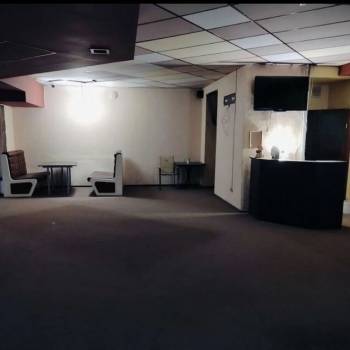 Сдается Нежилое помещение, 260 м²