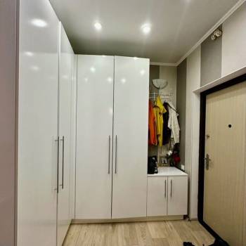 Сдается 1-комнатная квартира, 46 м²