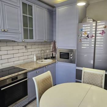 Сдается 2-х комнатная квартира, 64 м²