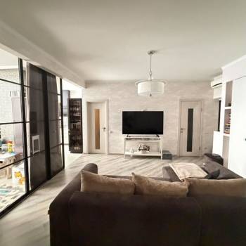 Продается 2-х комнатная квартира, 70 м²