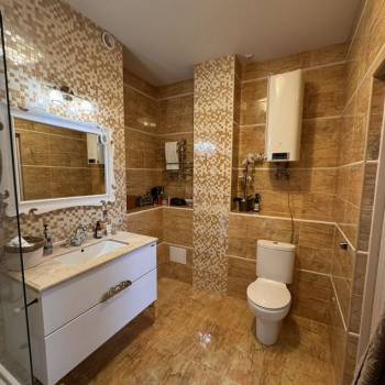 Продается 2-х комнатная квартира, 70 м²