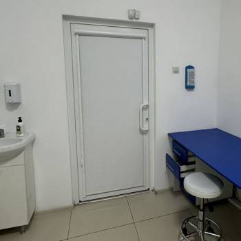 Сдается Нежилое помещение, 16 м²