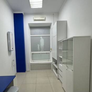 Сдается Нежилое помещение, 16 м²