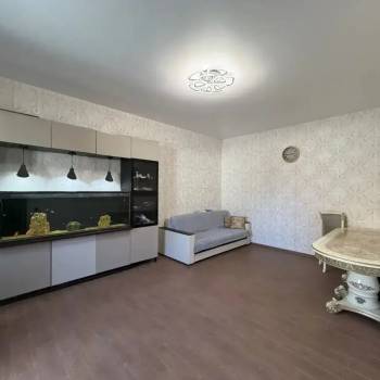 Продается Дом, 200 м²
