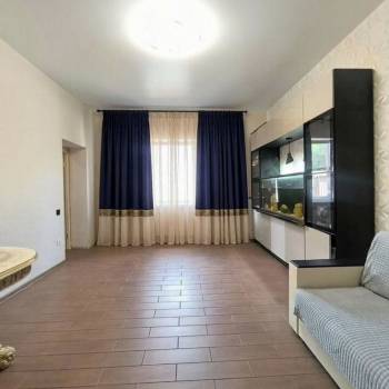Продается Дом, 200 м²