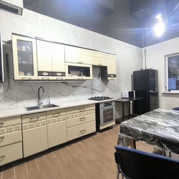 Продается Дом, 200 м²