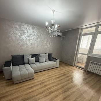 Сдается 1-комнатная квартира, 39 м²