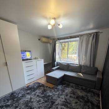 Продается 1-комнатная квартира, 18 м²