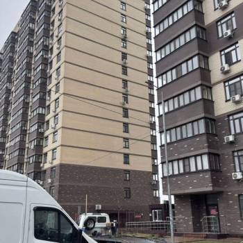 Продается 1-комнатная квартира, 40 м²