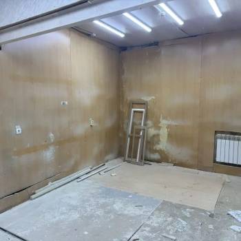 Продается Нежилое помещение, 210 м²