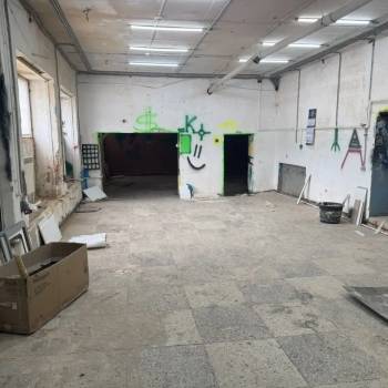 Продается Нежилое помещение, 210 м²