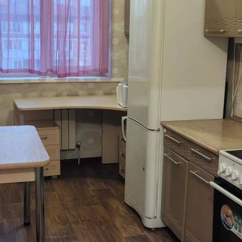 Сдается 1-комнатная квартира, 40 м²