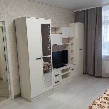 Сдается 1-комнатная квартира, 46 м²