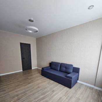 Сдается 1-комнатная квартира, 43 м²
