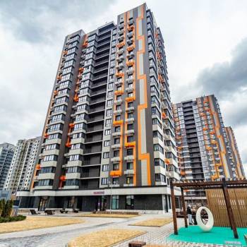 Продается 1-комнатная квартира, 35 м²