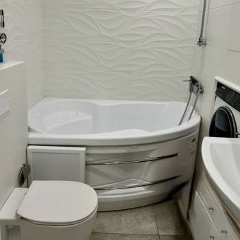 Продается Многокомнатная квартира, 120 м²