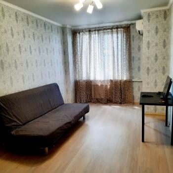 Сдается 1-комнатная квартира, 45 м²
