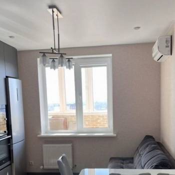 Сдается 1-комнатная квартира, 44 м²