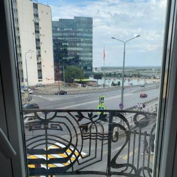 Сдается Комната, 100 м²