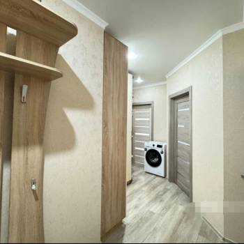 Сдается Многокомнатная квартира, 64 м²