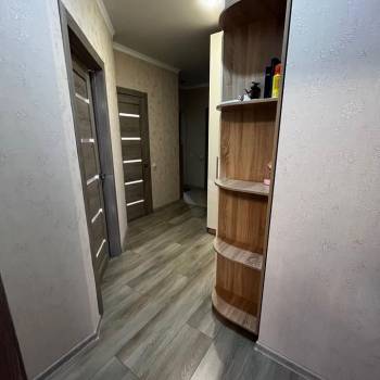 Сдается Многокомнатная квартира, 64 м²