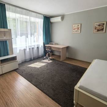Сдается 1-комнатная квартира, 41 м²