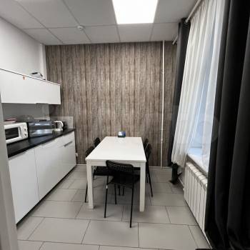 Сдается Нежилое помещение, 120 м²