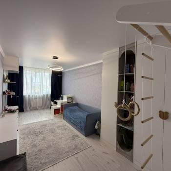 Продается 2-х комнатная квартира, 72 м²