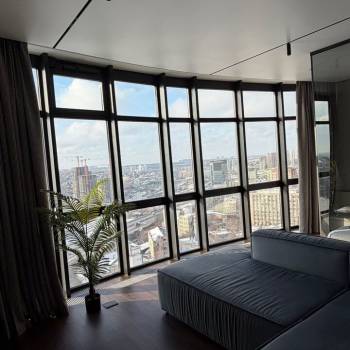 Сдается 1-комнатная квартира, 58 м²