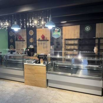 Сдается Нежилое помещение, 230 м²