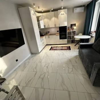 Продается Многокомнатная квартира, 80 м²