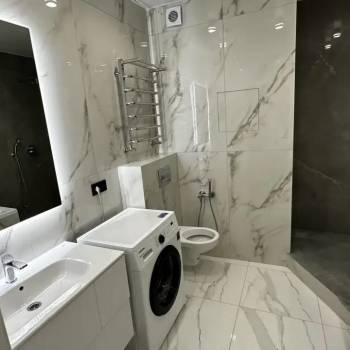 Продается Многокомнатная квартира, 80 м²