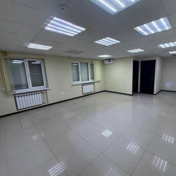 Продается Офис, 115 м²