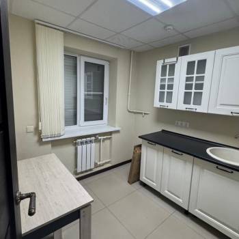 Продается Офис, 115 м²