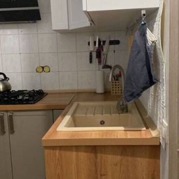Продается 1-комнатная квартира, 50 м²