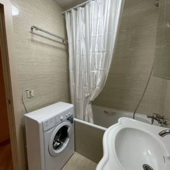 Сдается 2-х комнатная квартира, 42 м²