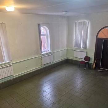 Сдается Нежилое помещение, 120 м²